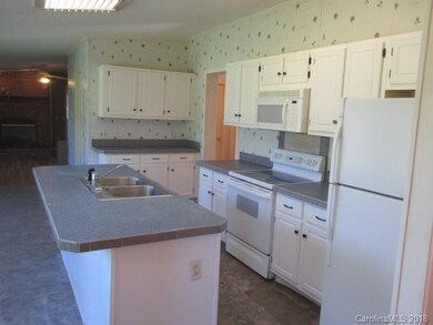 1033 Bess Chapel Church Rd, Cherryville, NC 28021-