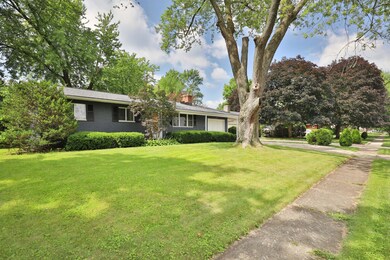 1529 Fahlander Dr S, Columbus, OH 43229 - photo 2