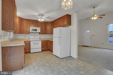 180 Mercedes Dr, Martinsburg, WV 25404 - photo 7