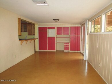 022-210388 Arizona room