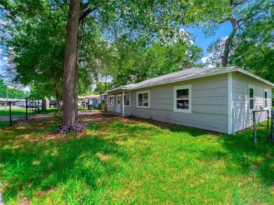 10502 Bucknell Rd, Houston, TX 77016 - photo 2