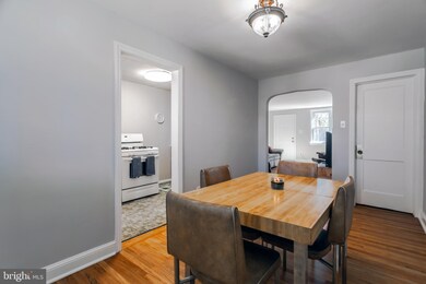 905 Maple Ave, Glenolden, PA 19036 - photo 7