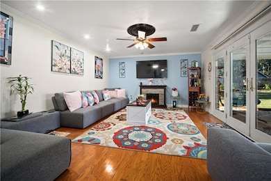 422 Cody Rd S, Mobile, AL 36695 - photo 6