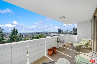 Shoreham Towers unit 310, West Hollywood, CA 90069 - photo 5