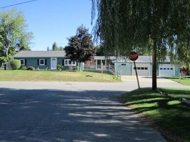 8 Dexter St, Sanford, ME 04073 - photo 2