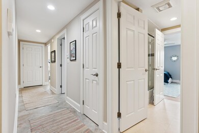 47 Ocean Ave unit 6, Kennebunkport, ME 04046 - photo 3