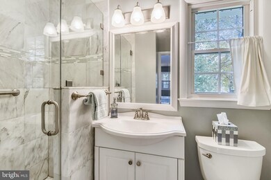 8312 Cottage St, Vienna, VA 22180 - photo 4