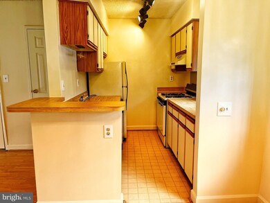 4723 1st St SW unit 103, Washington, DC 20032 - photo 6