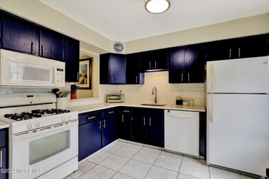 15-Kitchen