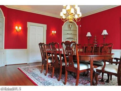 1992 Runnymede Rd, Winston Salem, NC 27104 - photo 2