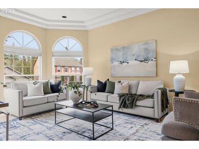 Living Room/Entrance