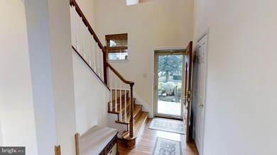 6603 Green Glen Ct, Alexandria, VA 22315 - photo 2