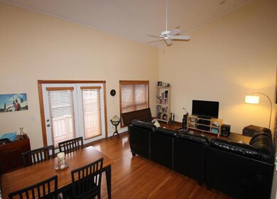 685 Hunter Ave unit 685, Columbus, OH 43215 - photo 4