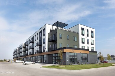 4177 S Columbia Rd, Grand Forks, ND 58201 - photo 3