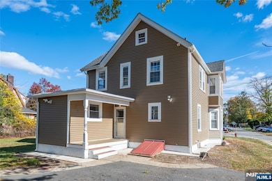 238 Van Ave, Pompton Lakes, NJ 07442 - photo 5