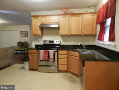 217 Beachside Cove, Locust Grove, VA 22508 - photo 5