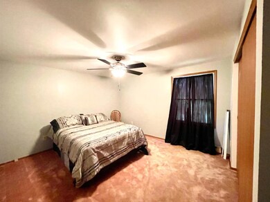 722 Floyd Ave, Versailles, IN 47042 - photo 6