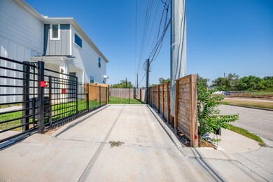 6341 Wheatley St, Houston, TX 77091 - photo 2