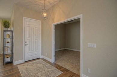 3-12-Foyer