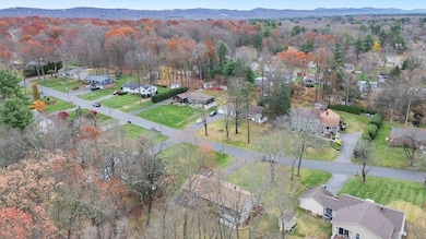 8 Glenn Dr, Wilbraham, MA 01095 - photo 5