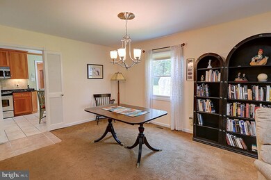 13112 Oval Ln, Bowie, MD 20715 - photo 4