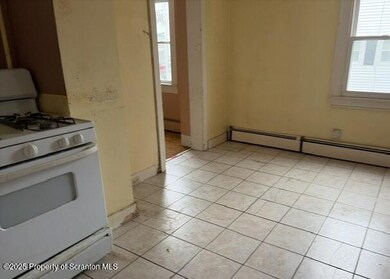 332 14th Ave, Scranton, PA 18504 - photo 6