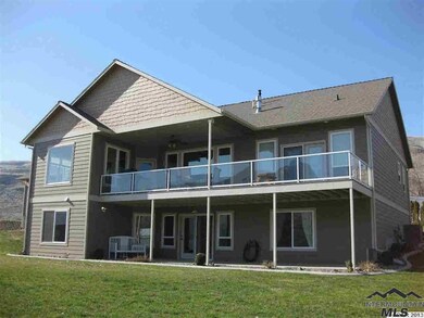 1422 4th St, Asotin, WA 99402 - photo 3