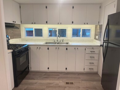 425 Calef Hwy, Epping, NH 03042 - photo 3