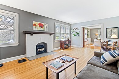 204 W Dunedin Rd, Columbus, OH 43214 - photo 6