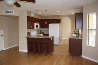 Kitchen Breakfast Bar