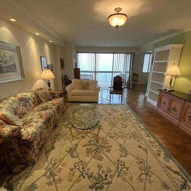 North Shore Towers unit 26-G, Oakland Gardens, NY 11364 - photo 3