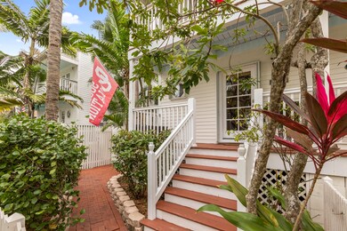 69 SPOONBILL WAY WEB-2
