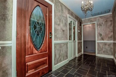 506 Saint Cloud Dr, Statesville, NC 28625 - photo 2