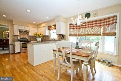 3208 Brynwood Place, Herndon, VA 20171 - photo 6