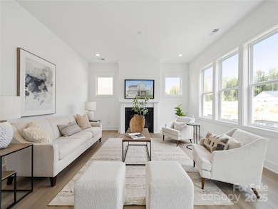 5107 Mint Harbor Way unit 409, Charlotte, NC 28269 - photo 6