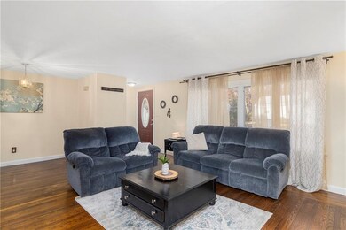 48 Darling St, Warwick, RI 02886 - photo 7