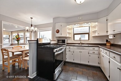 18353 Dundee Ave, Homewood, IL 60430 - photo 4