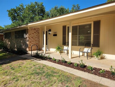 1907 Laurel Rd, Gainesville, TX 76240 - photo 2