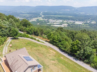 Home SIts on 3 Acres