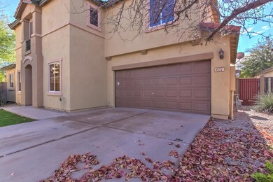 637 E El Prado Rd-3