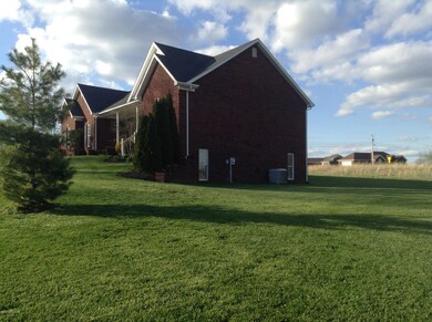 130 S Sunshine Dr, Shepherdsville, KY 40165 - photo 5