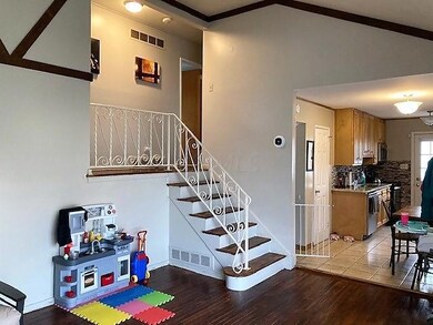 5013 Mcallister Ave, Columbus, OH 43227 - photo 2