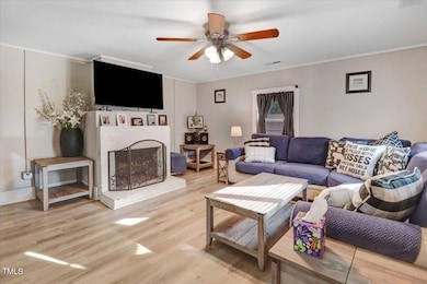 18-213 Lee Dr-18