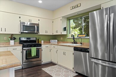 1244 NW Lawnridge Ave, Grants Pass, OR 97526 - photo 7