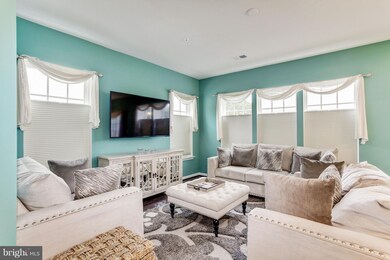 13913 Hollow Wind Way unit 201, Woodbridge, VA 22191 - photo 2