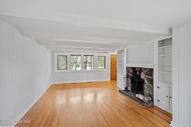 23-web-or-mls-941-meadow-ln