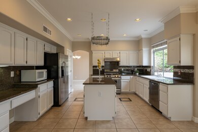 003_Kitchen
