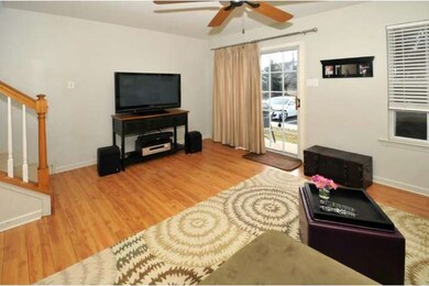 110 Carlton Ct, Harleysville, PA 19438 - photo 4