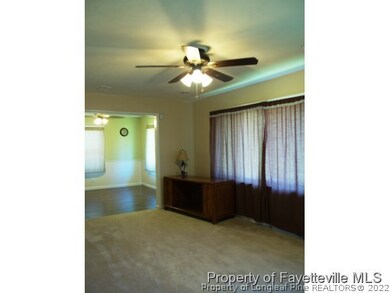 302 Decatur Dr, Fayetteville, NC 28303 - photo 6
