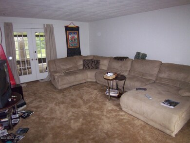 2484 Lofberg Dr, Jacksonville, FL 32216 - photo 3